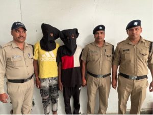 सेलाकुई में चोरी की पांच वारदातों का खुलासा, दो शातिर चोर गिरफ्तार