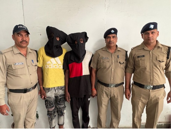 सेलाकुई में चोरी की पांच वारदातों का खुलासा, दो शातिर चोर गिरफ्तार