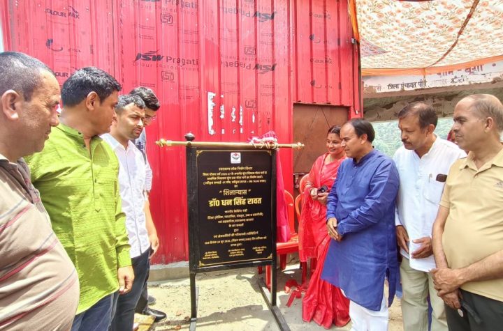 कैबिनेट मंत्री डॉ. धन सिंह रावत ने पाबौ में प्रस्तावित मोटर मार्ग के निर्माण कार्य का किया शिलान्यास