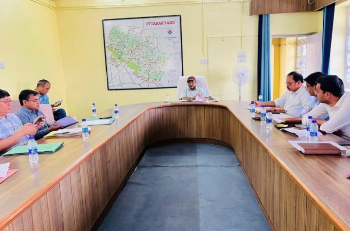 आपदा पुनर्निर्माण कार्यों में तेजी लाने के निर्देश