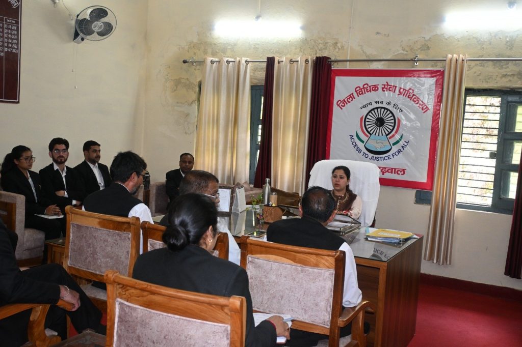 पात्र लोगों तक समयबद्ध एवं गुणवत्तापूर्ण निःशुल्क विधिक सहायता पहुंचाएं: सचिव, जिला विधिक सेवा प्राधिकरण