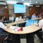 पात्र लाभार्थियों को आवास उपलब्ध कराएं
