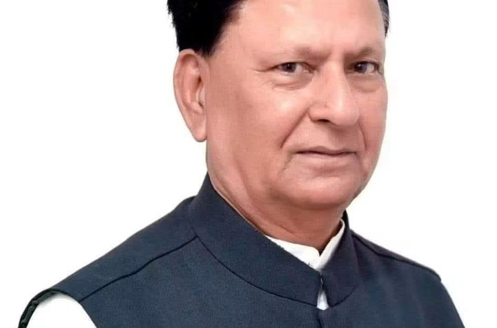 कांग्रेस के वरिष्ठ नेता हीरा सिंह बिष्ट का निधन