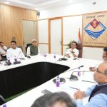 मुख्यमंत्री की घोषणाओं को समय पर पूरा करने के निर्देश