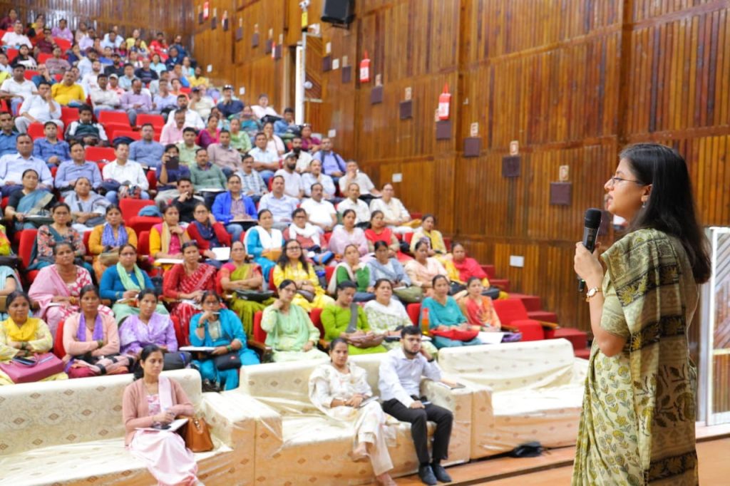 मतदाता सूची पुनरीक्षण को लेकर दिया व्यवहारिक प्रशिक्षण