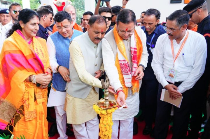 सोमनाथ स्वाभिमान पर्व’ पर हर्रावाला से वेरावल के लिए विशेष रेल यात्रा का शुभारंभ