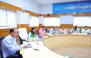 विकास कार्यों में देरी पर होगी जवाबदेही तय, जिलाधिकारी ने की जिला योजना की समीक्षा