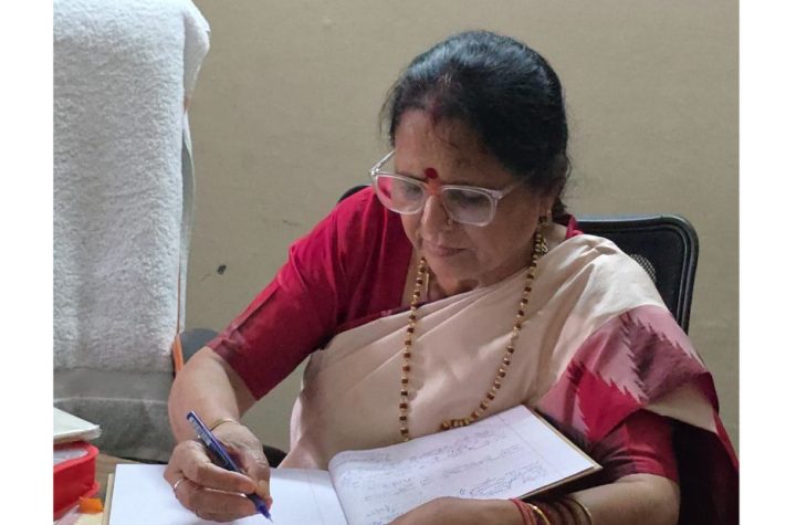 महिला आयोग की अध्यक्ष कुसुम कंडवाल ने नारी पुनर्वास केंद्र की व्यवस्थाओं का लिया जायजा