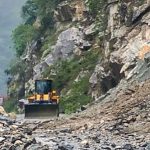 उत्तराखंड में बारिश का कहर, भूस्खलन से बदरीनाथ-गंगोत्री समेत कई नेशनल हाईवे बंद, मैदानी इलाकों में जलभराव