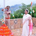 स्वतंत्रता संग्राम सेनानियों एवं शहीदों को नमन किया