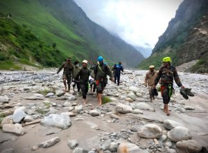 12 दिन बाद धौलीगंगा नदी किनारे मिला लापता चालक हवलदार पंकज रुधौला का शव