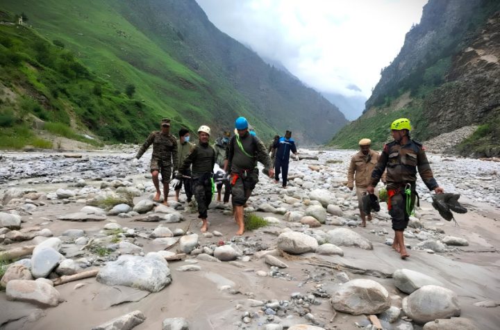 12 दिन बाद धौलीगंगा नदी किनारे मिला लापता चालक हवलदार पंकज रुधौला का शव