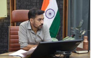 राजस्व वसूली में ढिलाई पर बरतेगी सख्ती, डीएम ने दी कड़ी चेतावनी