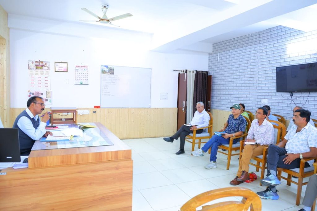 15 अगस्त की तैयारियों को लेकर एडीएम ने ली बैठक, समयबद्ध व्यवस्थाएं पूरी करने के निर्देश