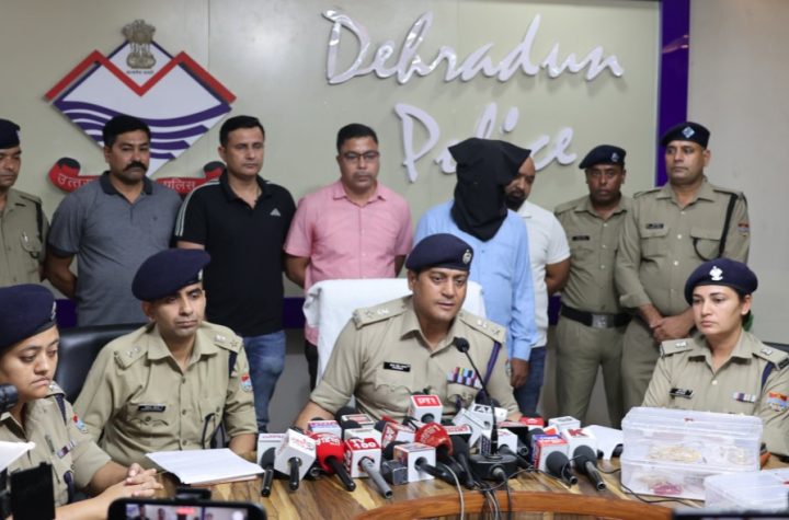 एम्स ऋषिकेश चोरी कांड का खुलासा, आंध्र प्रदेश का शातिर चोर गिरफ्तार, 50 लाख के गहने बरामद