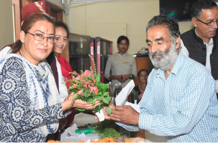 सुराज और जन-जन का विकास ही हमारी राजनीति का आधार- रेखा आर्या