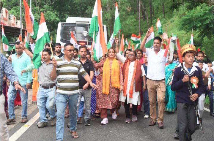 तिरंगा यात्रा में उमड़ा जनसैलाब, हर घर तिरंगा अभियान को मिला व्यापक समर्थन- रेखा आर्या