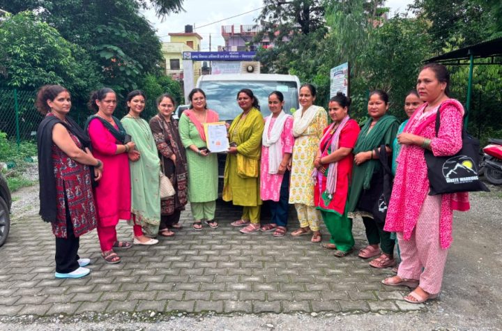 रायपुर की 16 ग्राम पंचायतों में मजबूत होगा कचरा प्रबंधन, पर्यावरण सखियों को मिला नया वाहन
