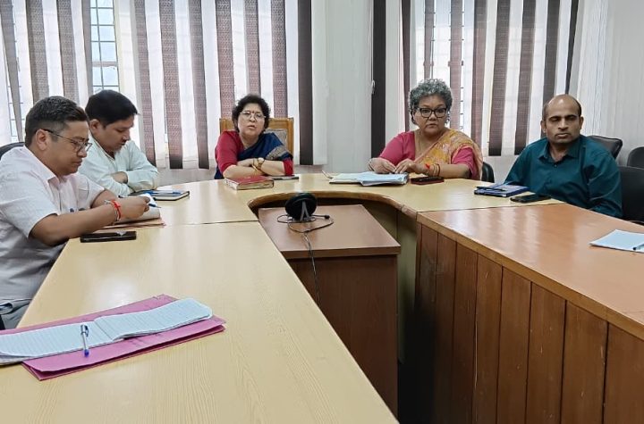 संभावित संक्रामक बीमारियों को लेकर स्वास्थ्य विभाग अलर्ट, जिलों में निगरानी बढ़ाने के निर्देश