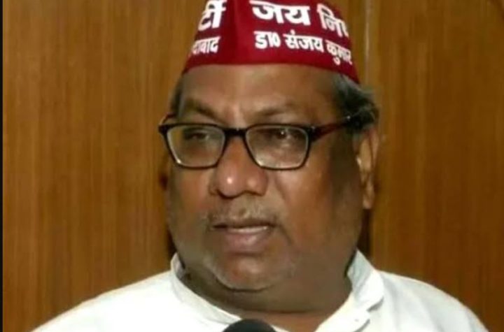 मछुआरा समाज के वोटों की दलाली करने वालों से रहें सावधान: संजय निषाद