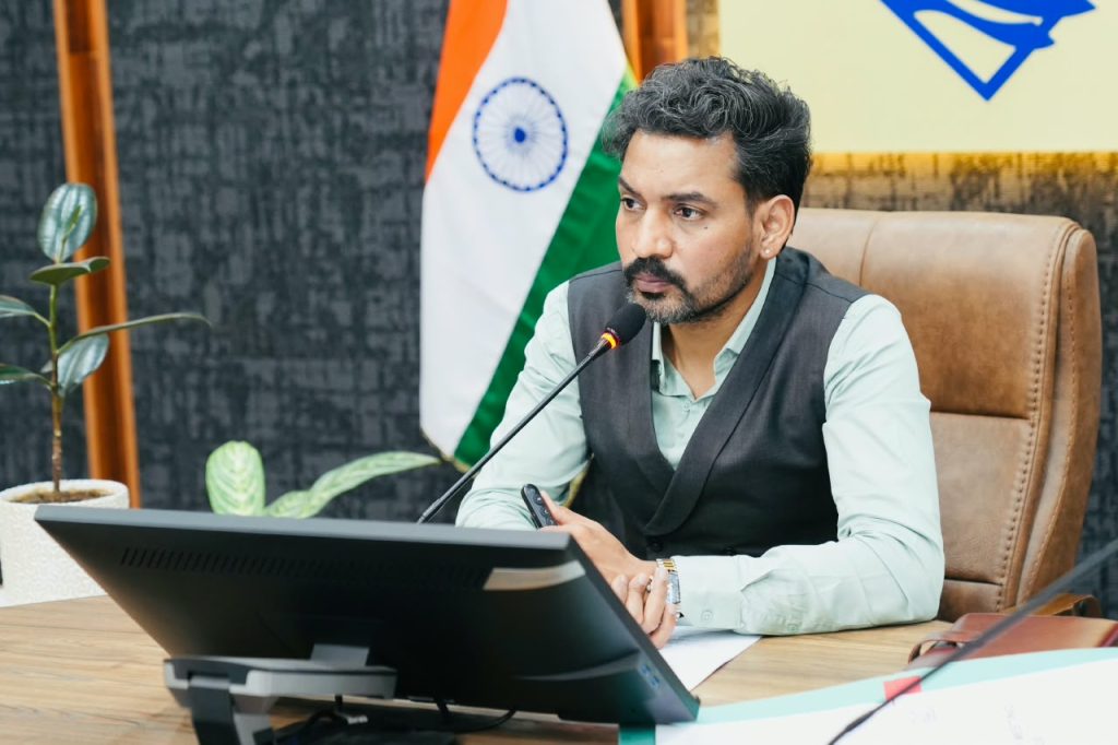 देहरादून में सड़क सुरक्षा को लेकर प्रशासन सख्त, आशारोड़ी से मोहब्बेवाला तक सुरक्षा उपाय मजबूत