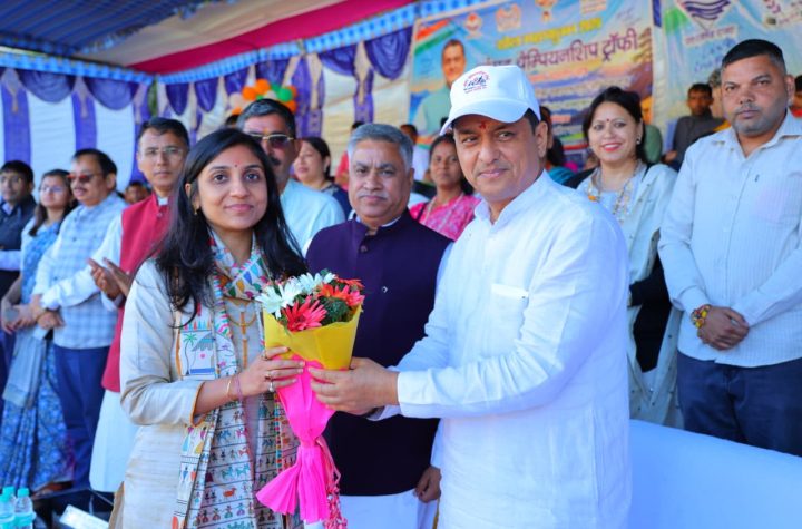 रांसी स्टेडियम में गूंजा युवा जोश, सांसद चैंपियनशिप ट्रॉफी का उत्साहपूर्ण शुभारंभ