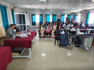 बदलते शैक्षिक परिदृश्य में सकारात्मक दृष्टिकोण और नवाचार के साथ कार्य करें अधिकारी: अपर निदेशक गढ़वाल