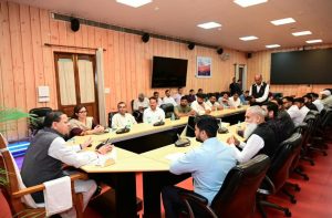 हरियाणा के युवाओं ने मुख्यमंत्री धामी से साझा किए उत्तराखण्ड भ्रमण के अनुभव
