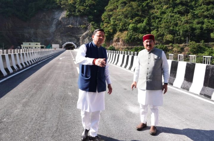 मुख्यमंत्री ने रुद्रप्रयाग में पुल-सुरंग परियोजना एवं संगम लाइब्रेरी का किया अवलोकन