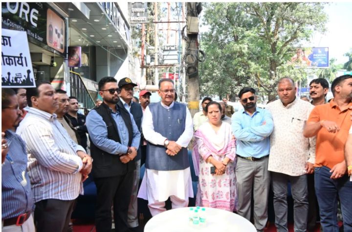 सार्वजनिक रूप से माफी मांगें खड़गे- गणेश जोशी
